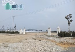 Bán kho xưởng tại thị trấn Phú Xuyên - Hà Nội đã có 7500m2 kho xưởng trên đất.
