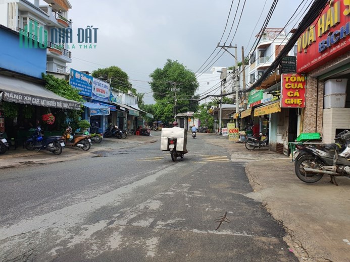 Bán đất 50m2 hẻm xe hơi đường 8 Linh Trung