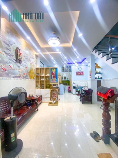 Nhà bán Lê Văn Sỹ Q3 , 10m HXH, 44m2 , 3 Tầng BTCT , Giá 6.6 Tỷ