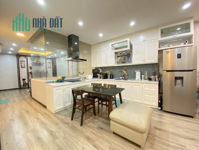 DUY NHẤT 1 CĂN PHỐ TÔN ĐỨC THẮNG 35m2 4 TẦNG NHÀ ĐẸP Ở NGAY FULL NỘI THẤT XỊN SÒ 3 TỶ