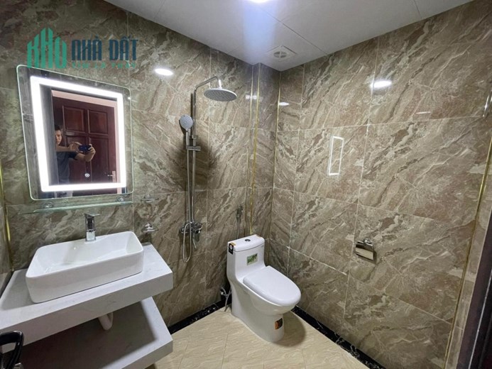 Cần bán nhà mới koong – Cổ Nhuế - Bắc Từ Liêm – 5 tầng – 3.6 tỷ