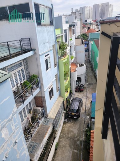 NHÀ 4 TẦNG - 2 MẶT HẺM - HẺM ÔTO - GẦN MẶT TIỀN.