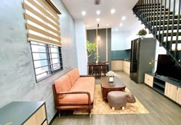 Nhà gần chợ Cồn và siêu thị Big C , 2 mặt kiệt thông thoáng,  ô tô vào được, chỉ 3 tỷ hơn xíu.