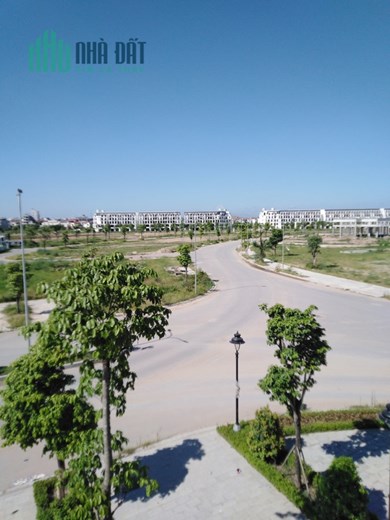 BÁN BIỆT THỰ KĐT KIM CHUNG-DI TRẠCH, Hoài Đức, 140m2x5, oto, VP, nhỉnh 14 tỷ, hung1st