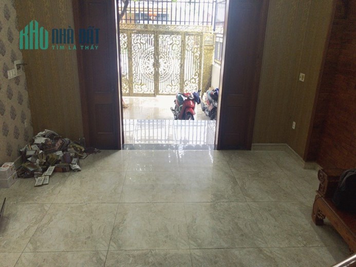 BÁN NHÀ MẶT TIỀN NGAY QUỐC LỘ 13 - HIỆP BÌNH PHƯỚC - 120M2 - GIÁ 10 TỶ. TL