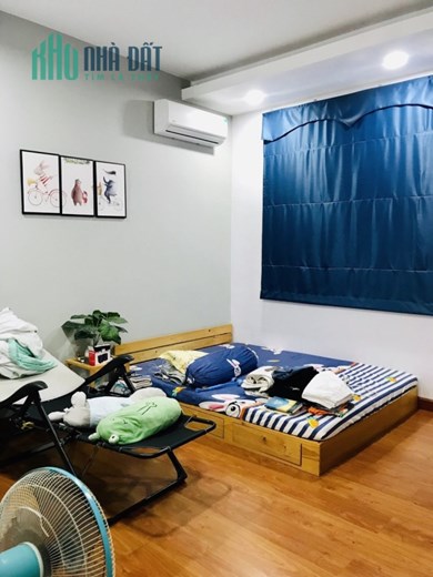 Bán gấp nhà thông Thạch Lam quận Tân Phú hẻm 5m 4x 14 -4T nhỉnh 6 tỷ TL