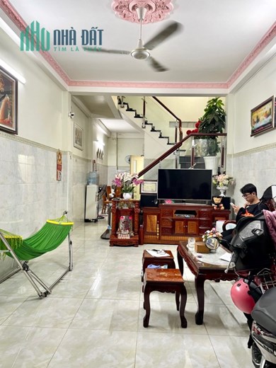 Bán nhà Hem5m  thông Thạch Lam quận Tân Phú 4 x14 -3T chỉ 4.8 tỷ TL