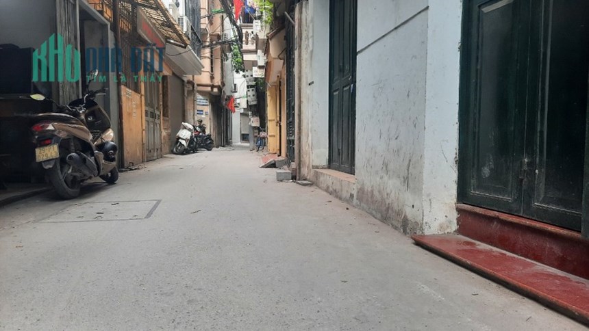 NGẠC NHIÊN CHƯA,  NHÀ NGUYỄN KHANG 6 TẦNG 42M2 LÔ GÓC MÀ NHỈNH 4 TỶ ,Ô TÔ 4C CÁCH NHÀ 20M