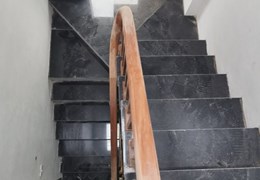Chỉ 5 tỷ sở hữu nhà Đặng văn Ngữ 40m2 5 tầng, ô tô đỗ cổng, nói không quy hoạch