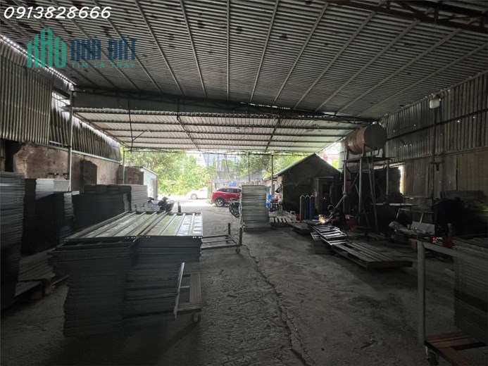 Chính chủ cần Cho thuê kho xưởng gần mặt đường to đường yên thường