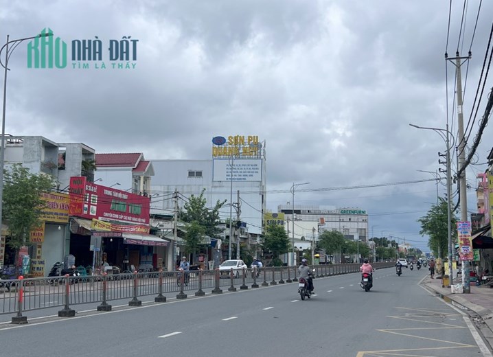 Nhà 2 Mặt tiền giảm chào 2 tỷ, DT 5x35 nở hậu 20, Tô Ký Hóc Môn