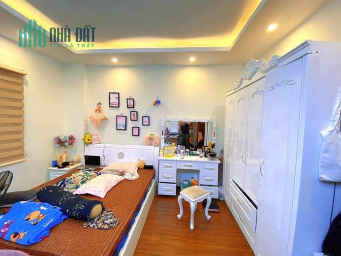 NGAY ĐÂY!!! Siêu phẩm trung tâm ra MP Quan Hoa, 41m2  5 tầng  Nhỉnh 6.5 tỷ