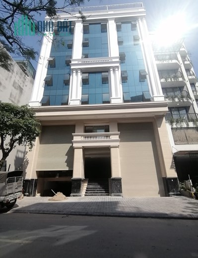 Cho Thuê tòa nhà Văn Phòng VIP mặt phố Dịch Vọng Hậu Dt 550m2 Mt 16m. Giá 45.000usd/th