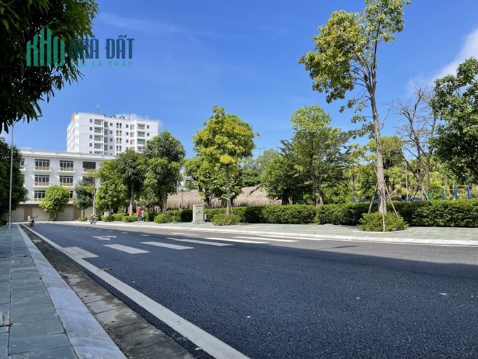 THANH TOÁN 2,2 TỶ. NHẬN NHÀ, SANG TÊN SỔ CHÍNH CHỦ NGAY. HOTLINE: 0966 343 969
