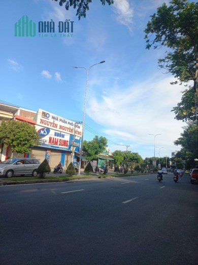 Bán nhà 3 mặt tiền - Nhà 3,5 tầng đường Tôn Đức Thắng, P. Hòa Khánh Bắc
