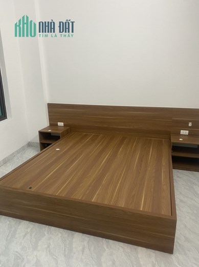 Bán nhà mới xây gần Trường cao đẳng kinh tế công nghiệp đường Tả Thanh Oai, Thanh Trì.