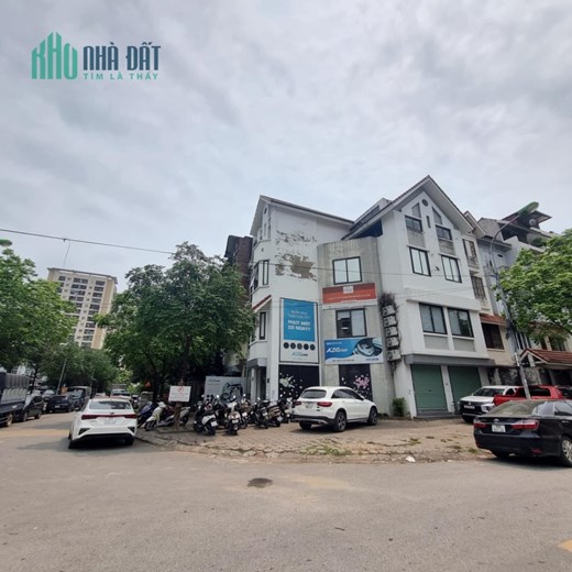 Cho thuê biệt thự lô góc Khuất Duy Tiến, 150m2 4 tầng tiện văn phòng, kinh doanh