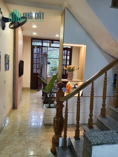 Cần bán nhanh nhà Nguyễn Thị Định, Cầu Giấy, 49m2, 2 mặt ngõ, ô tô đỗ cổng, an sinh đỉnh, 8.2 tỷ