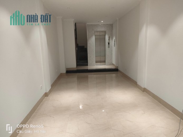115m Mặt Tiền 8m Nhỉnh 20 Tỷ Phố Hoàng Quốc Việt Cầu Giấy. Sổ Sẵn Sàng Giao Dịch Chủ Thiện Chí Bán