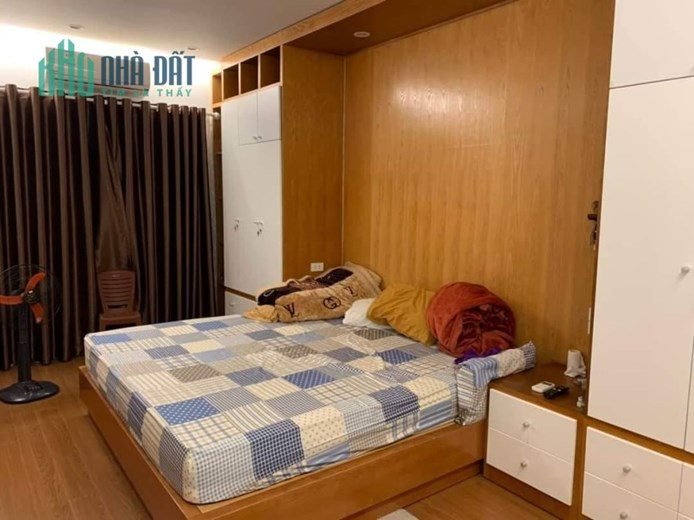 Siêu phẩm Thanh Xuân – Tòa nhà khách sạn 270m2 12 tầng – doanh thu khủng
Giá chào: 78 tỉ