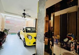 NHÀ NÀY KHÔNG MUA THÌ MUA NHÀ NÀO - CÓ 1.0.2 NGAY CHỢ TÂN HƯƠNG NHẤT NHÌ TÂN PHÚ - VIP 5 TẦNG ĐẲNG