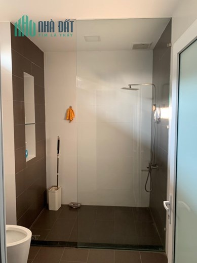 Chính chủ bán gấp nhà 2 tầng mặt tiền đường Phùng Hưng, Liên Chiểu, Đà nẵng, chỉ 6,xx tỷ ( x nhỏ