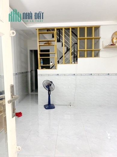Cho thuê NNC 3 tầng gần MT Phạm Thế Hiển P4Q8. Giá 10 triệu