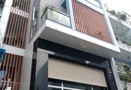 Cho thuê nhà Chu Văn An, 4 tầng, 3 phòng ngủ nhà mới 12trieu