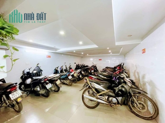 Bán tòa CCMN 90m, 9T, lô góc, thang máy, trung tâm, ngõ rộng, thuê 110tr/th, giá 19.3 tỷ