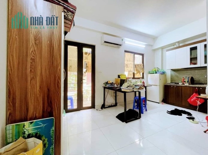 Bán tòa CCMN 90m, 9T, lô góc, thang máy, trung tâm, ngõ rộng, thuê 110tr/th, giá 19.3 tỷ