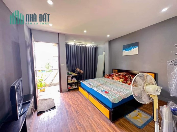 HÀNG HIẾM ĐỐNG ĐA, Ô TÔ TRÁNH, 2 MẶT TIỀN, KD ĐA DẠNG, 50M, 6T, MT 4M, NHỈNH 13 TỶ, 0937651883.