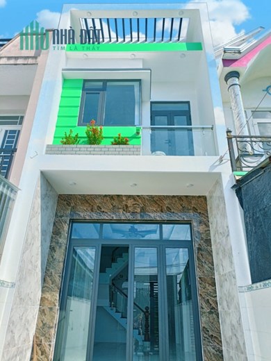 Nhà SHR mặt tiền đường nhựa 9m - 90m2 - 4PN gần chợ Hưng Long chỉ 3Tỷ