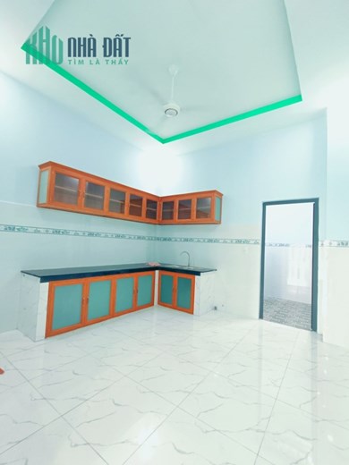 Nhà SHR mặt tiền đường nhựa 9m - 90m2 - 4PN gần chợ Hưng Long chỉ 3Tỷ