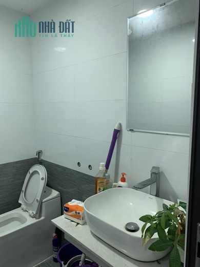 55m Mặt Tiền 5.5m Giá Nhỉnh 13 Tỷ Trần Quốc Hoàn Trung Tâm Cầu Giấy.Phân Lô Kinh Doanh Văn Phòng.