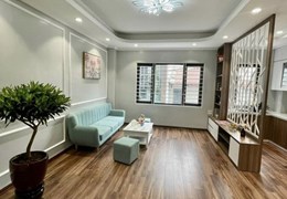 Bán nhà mặt phố Nguyễn An Ninh Gara Ô tô-Thang máy-Ngõ ô tô 7 chỗ,kinh doanh 41m2x5 giá hơn 7.x Tỷ.