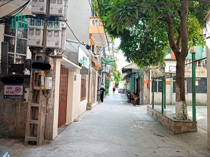 Cần tìm khách thuê NGUYÊN CĂN Phố Vọng, 5 tầng, giá thuê 7.5 triệu/1 tháng