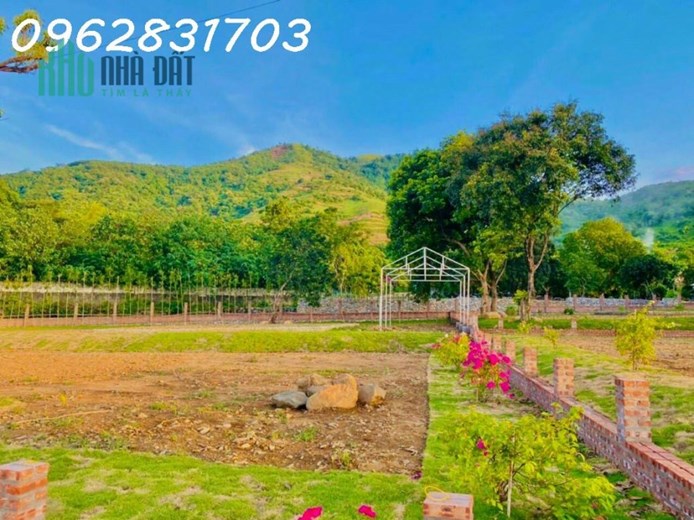 Lô 1440m đất lương sơn giá chỉ hơn 1tr/m mặt đường to rộng