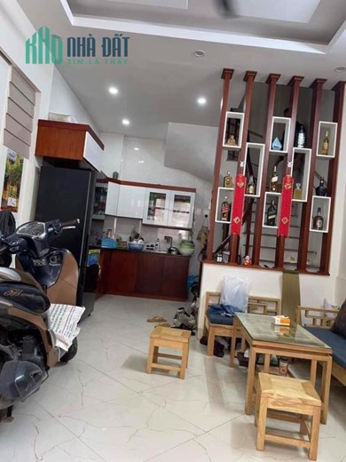 Đặng Tiến Đông 30m*4T, MT4m Phân Lô Nhà Đẹp 4.6 tỷ