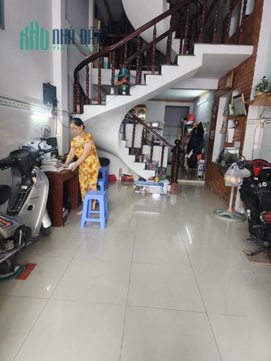 BÁN GẤP NHÀ QUẬN 12 HXT THÔNG - 50M2 - 3 TẦNG - GIÁ CHỈ 4.3 TỶ TL