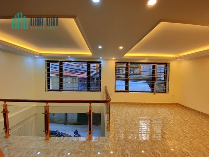 💥KÍNH COONG💥Nhà đẹp 7 tầng thang máy, Kinh doanh Nguyễn Khang-Cầu Giấy, hơn 10 tỷ