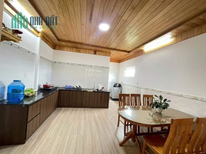 ( Nhà đẹp quá ) Chỉ 2.49 tỷ - Sở hữu căn căn Nhà siêu đẹp đường Trần Anh Tông, Đà Lạt