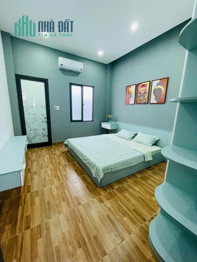 BÁN NHÀ ĐẸP - HẺM Ô TÔ ĐỖ CỬA - DTXD 30M2 - 2 TẦNG - NGANG 4,5M - GIÁ CHỈ NHỈNH 1,9 T.Ỷ