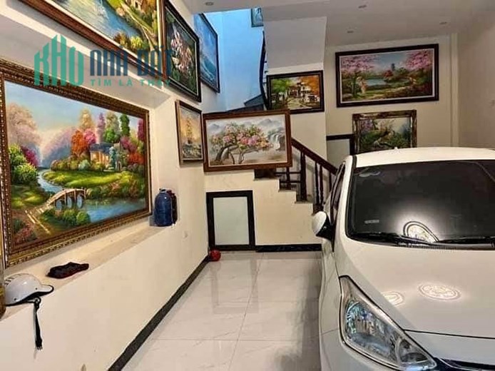 -Bán nhà  50m x 5tầng  x 8 tỷ Ngô Thì Nhậm
-	Phân lô kinh doanh