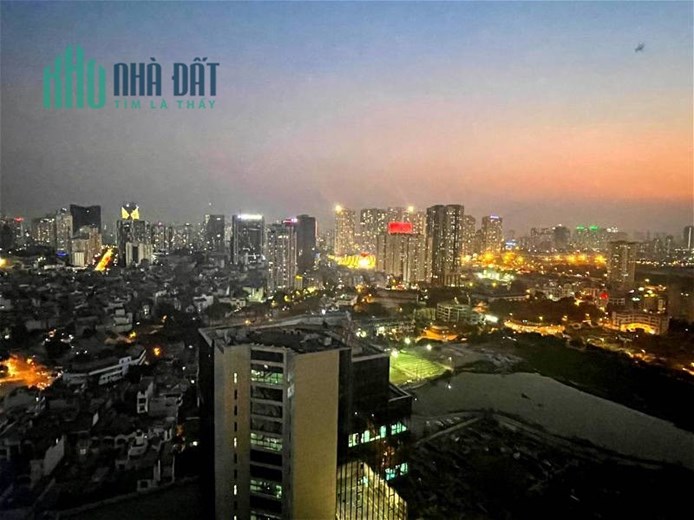 - Cần bán Căn hộ Tòa V2 Chung Cư HOMECITY 177 Trung kính  DT 86m , T 24 , gia 4.9 tỷ . LH 0989129838