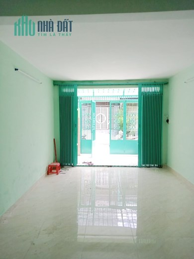Cho thuê NNC MT đường xe tải P4Q8. Giá 14 triệu