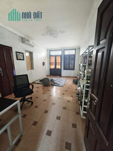 Nhà MẶT đường hoàng mai 80m2*4 Tầng MT 7.2m giá 6.5 Tỷ