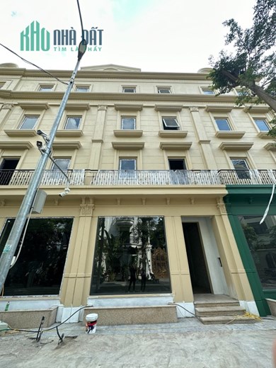 Bán suất ngoại giao liền kề Rue De Charm ngõ 214 Nguyễn Xiển. LH: 0916.849.444