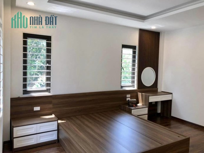BÁN GẤP NHÀ 6 TẦNG ĐƯỜNG LIÊN MẠC LÔ GÓC 5 TẦNG VIEW HỒ ĐIỀU HÒA Ô TÔ ĐỖ CỬA CHỈ 3 TỶ HƠN