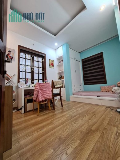 Bán gấp nhà riêng 5 tầng lô góc DT 50m2 full nội thất xịn ở ngay có Gara ô tô chỉ 9 tỷ