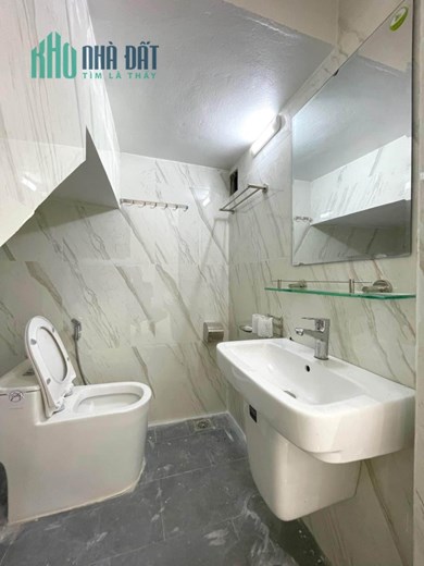 NHÀ MẶT TIỀN PHẠM THẾ HIỂN, QUẬN 8, 4x30, 5 TẦNG, NHỈNH 7 TỶ.